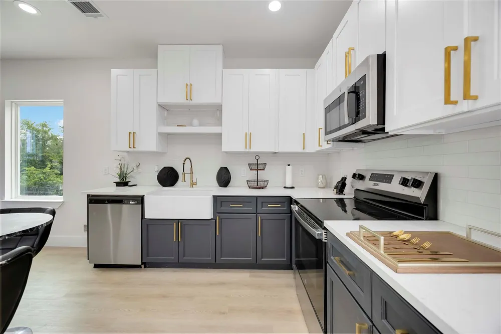 3108 Lee Street Houston, TX 77026