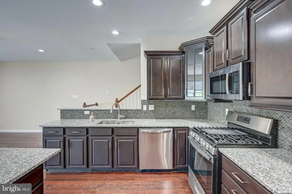 7827 CRYSTAL BROOK WAY Hanover, MD 21076