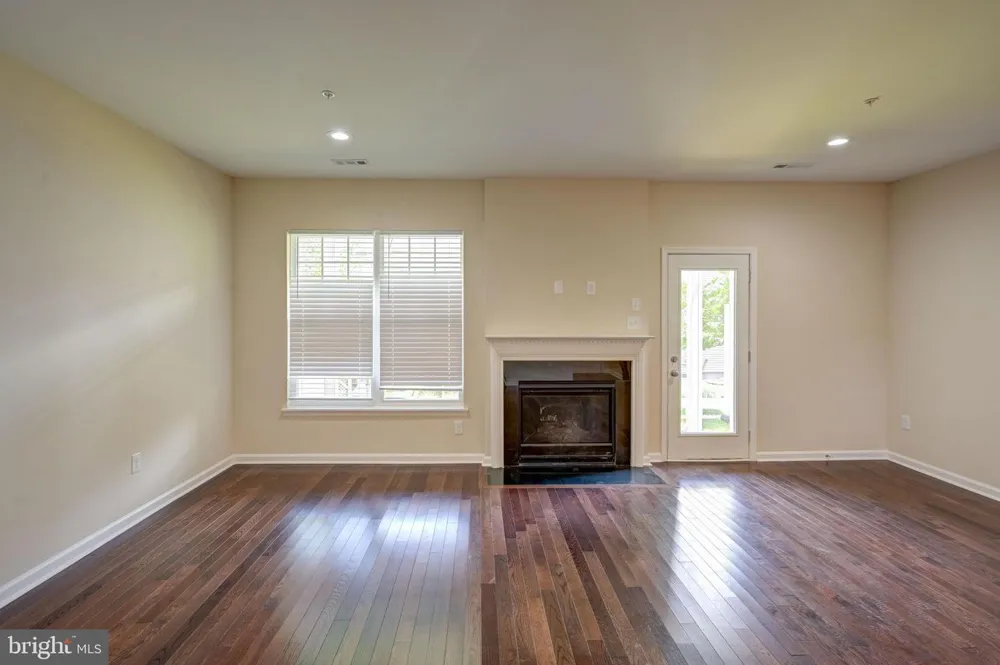 7827 CRYSTAL BROOK WAY Hanover, MD 21076