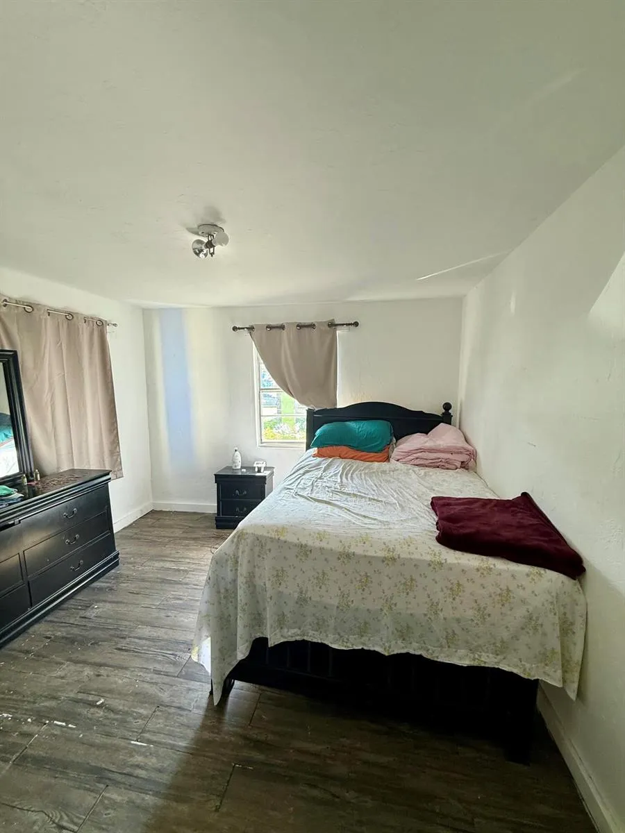 856 SW Ave D Belle Glade, FL 33430