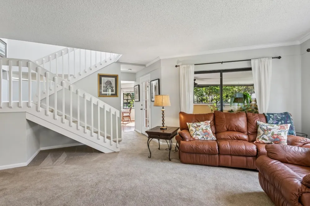24 Uno Lago Drive Juno Beach, FL 33408