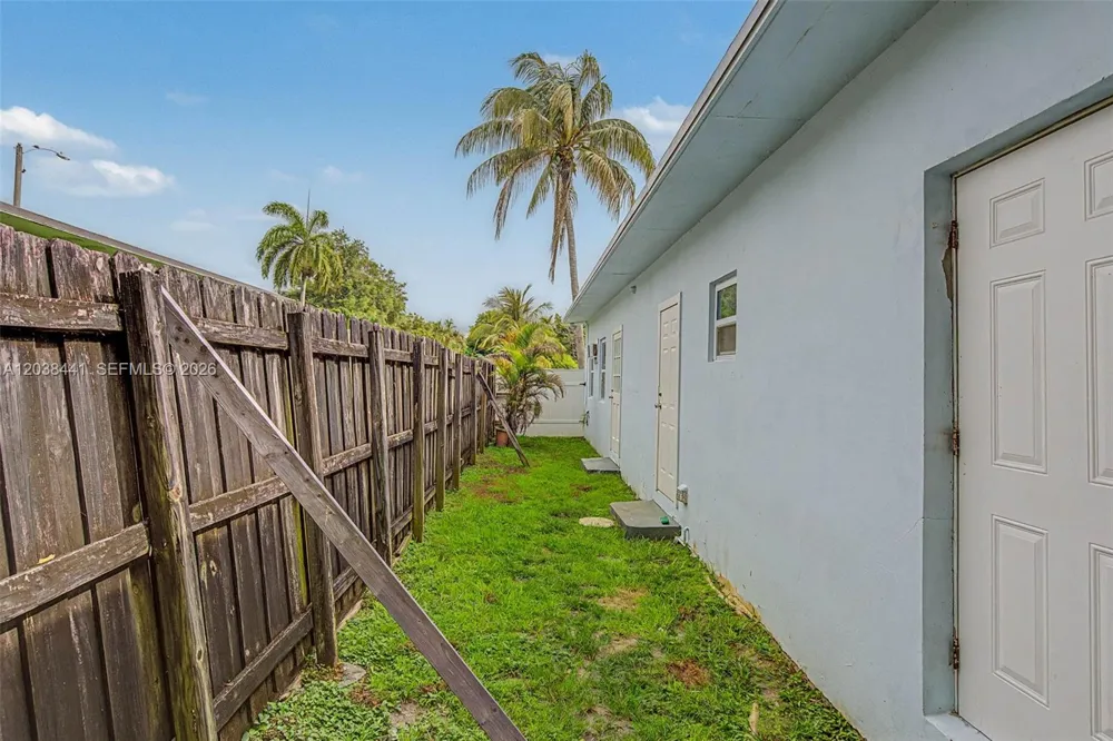 5910 SW 62nd Ter #0 South Miami, FL 33143