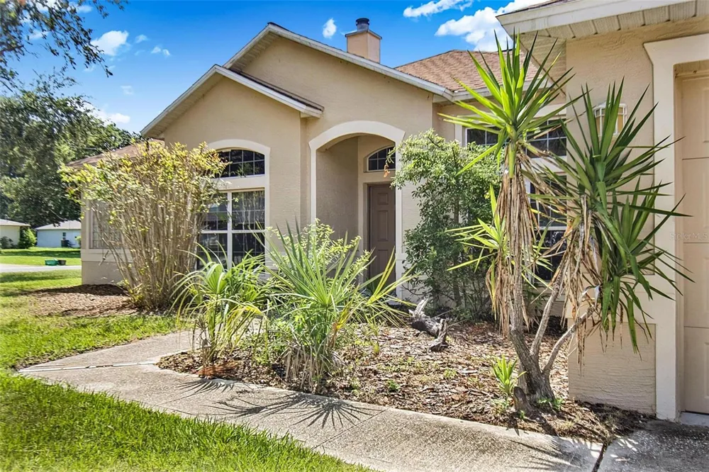 132 BERKSHIRE LANE Palm Coast, FL 32137
