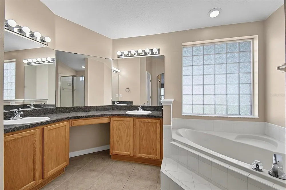 132 BERKSHIRE LANE Palm Coast, FL 32137