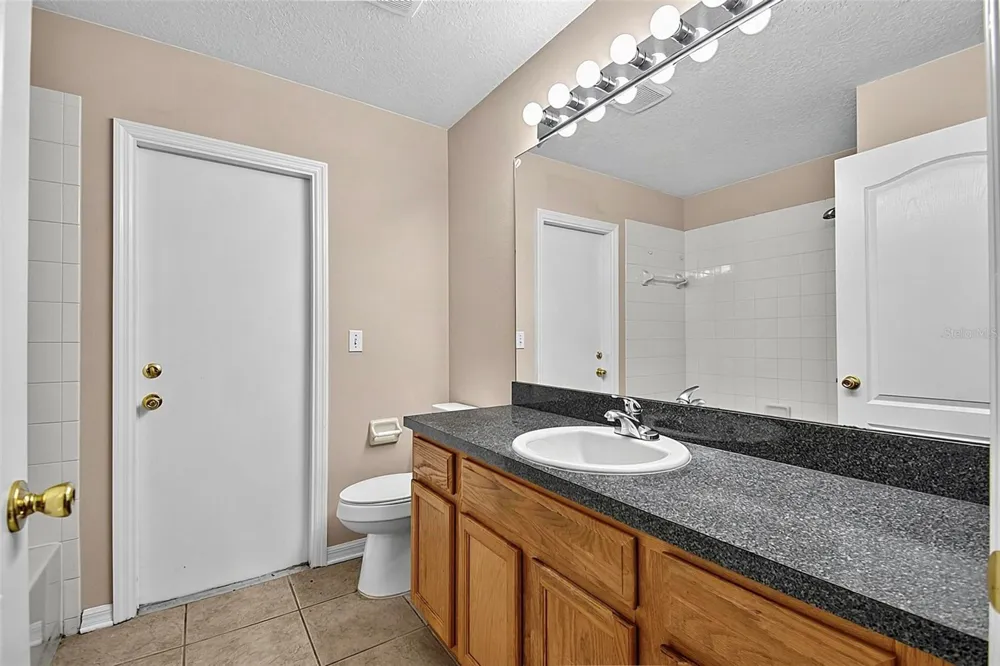 132 BERKSHIRE LANE Palm Coast, FL 32137