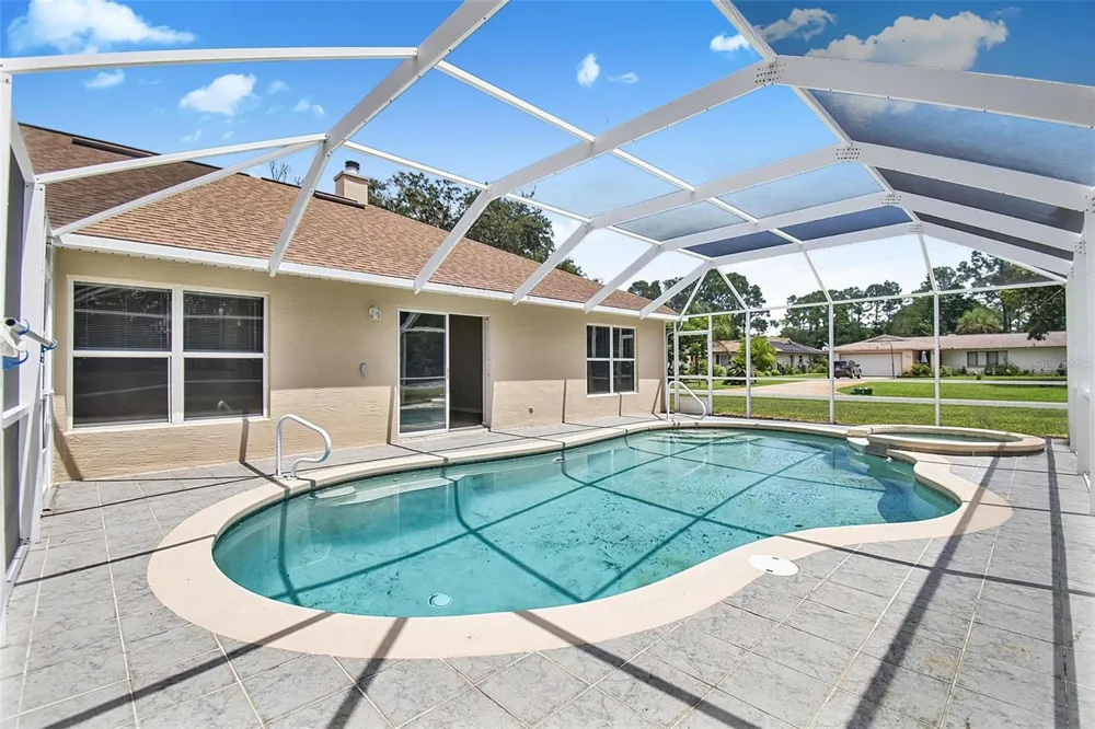 132 BERKSHIRE LANE Palm Coast, FL 32137