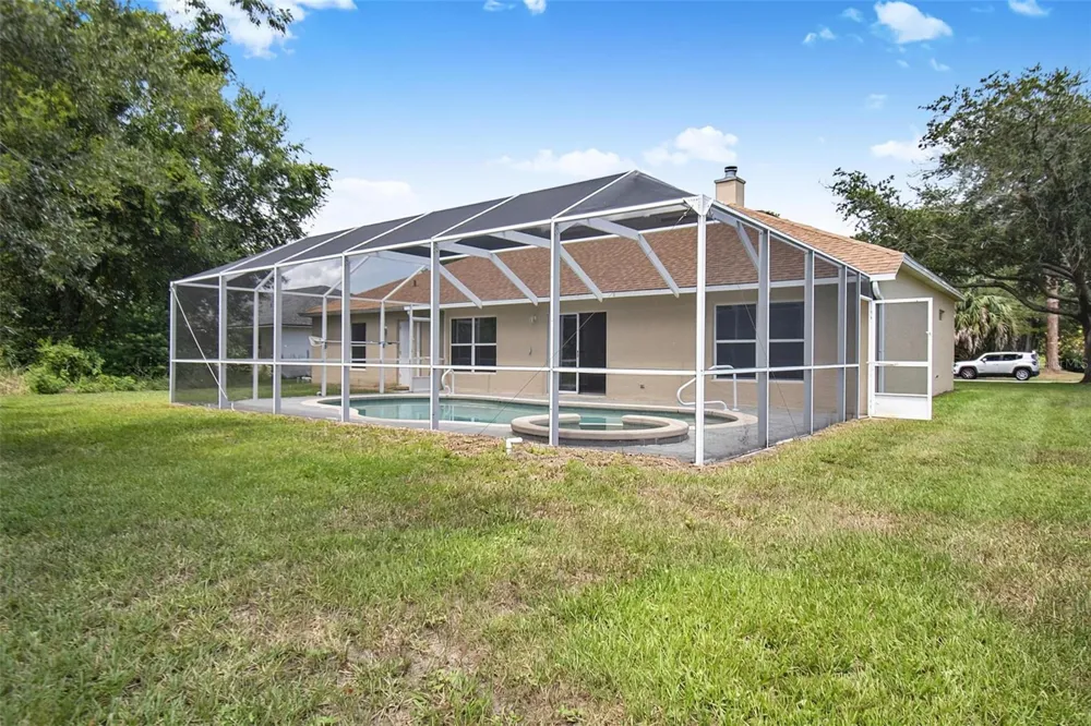 132 BERKSHIRE LANE Palm Coast, FL 32137