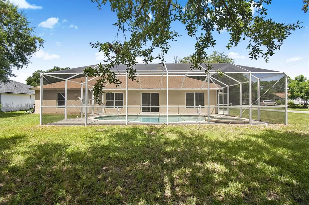 132 BERKSHIRE LANE Palm Coast, FL 32137