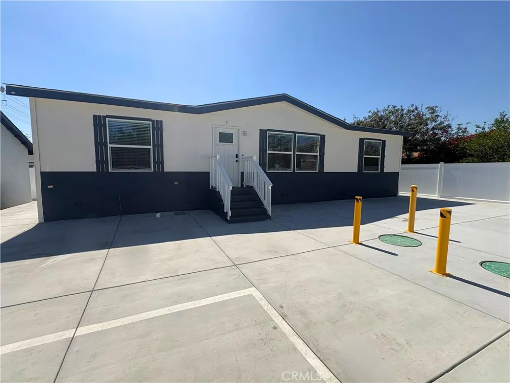 15356 Merrill #3 Fontana, CA 92335