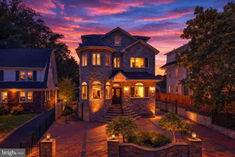 69 SUMMIT ROAD
