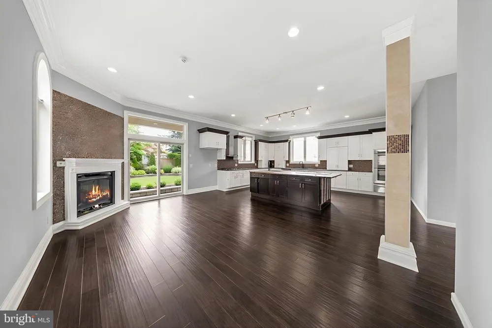 69 SUMMIT ROAD Elizabeth, NJ 07208