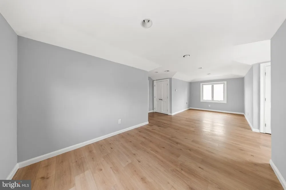 69 SUMMIT ROAD Elizabeth, NJ 07208