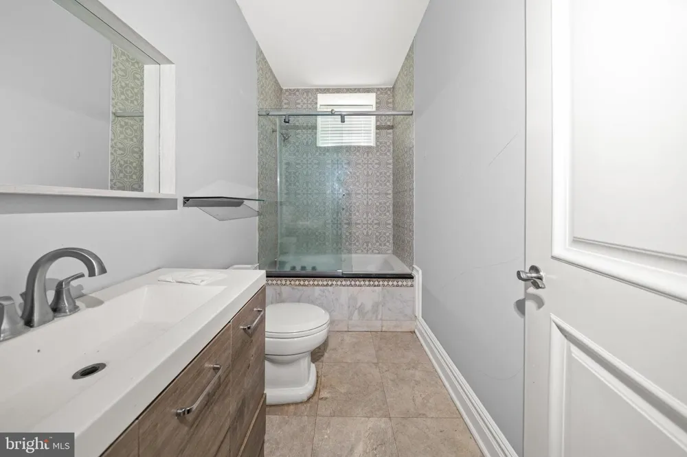 69 SUMMIT ROAD Elizabeth, NJ 07208