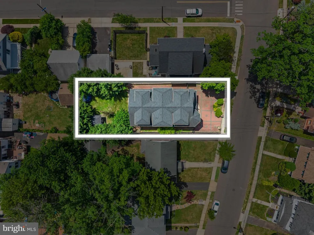 69 SUMMIT ROAD Elizabeth, NJ 07208