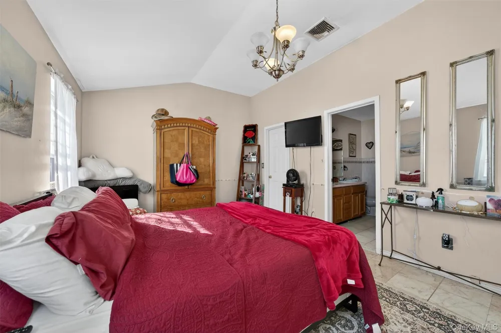 25 Woodfield Drive Washingtonville, NY 10992