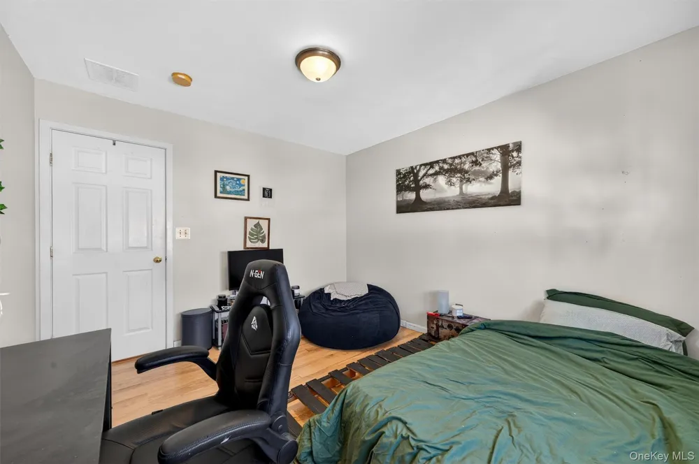 25 Woodfield Drive Washingtonville, NY 10992