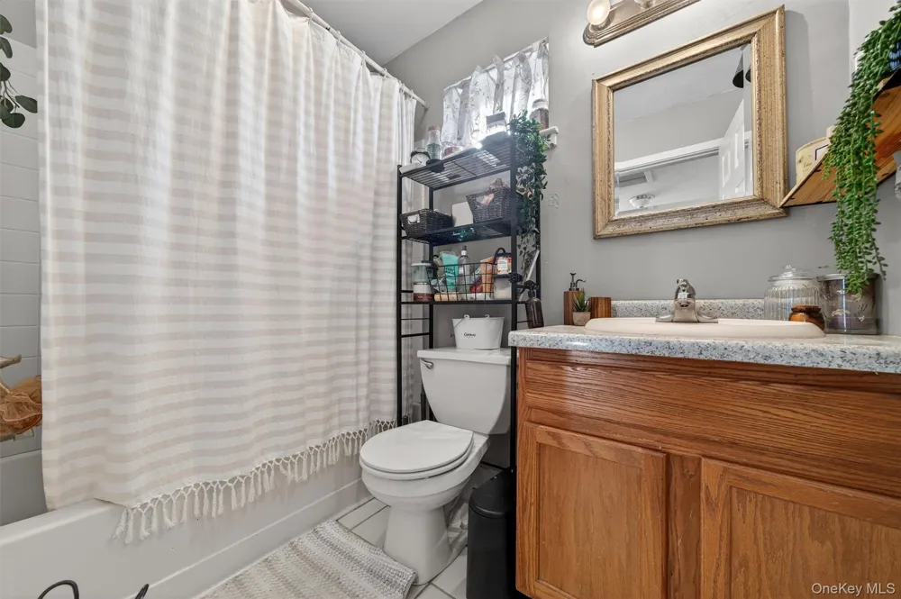 25 Woodfield Drive Washingtonville, NY 10992