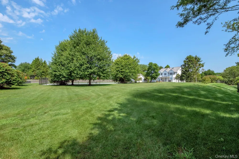 131 Flying Point Road Southampton, NY 11968