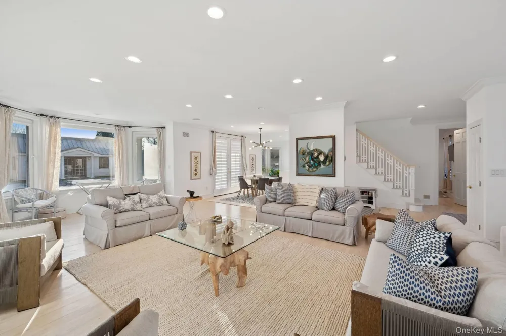 131 Flying Point Road Southampton, NY 11968