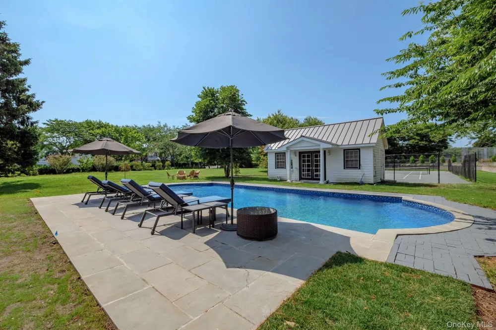 131 Flying Point Road Southampton, NY 11968