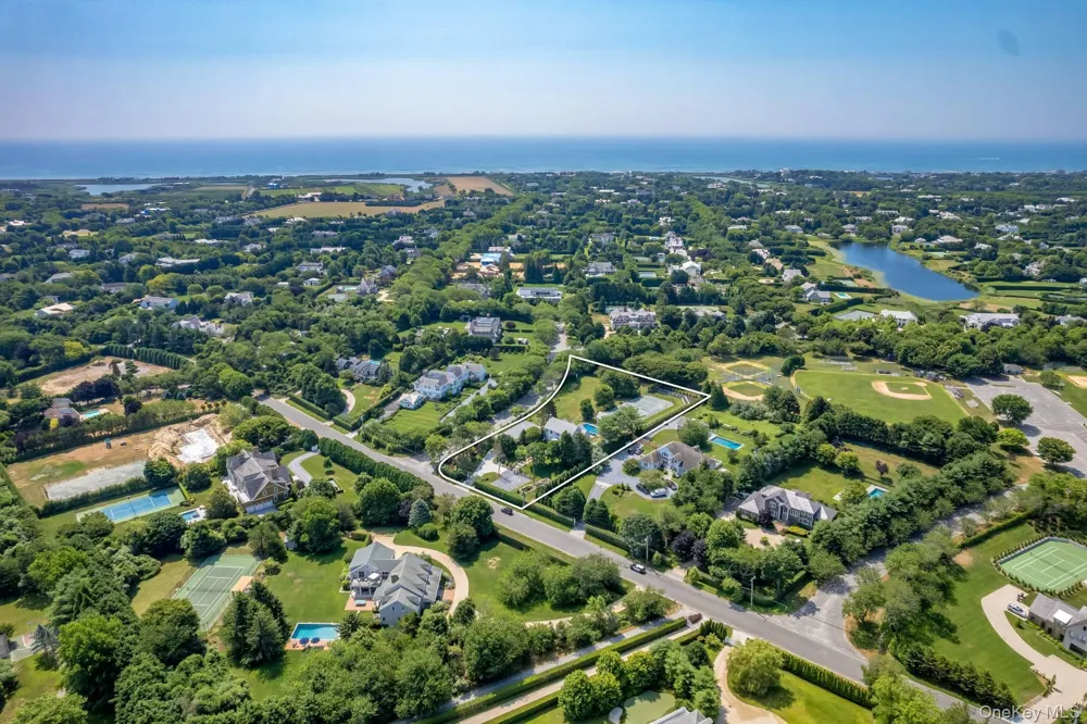 131 Flying Point Road Southampton, NY 11968