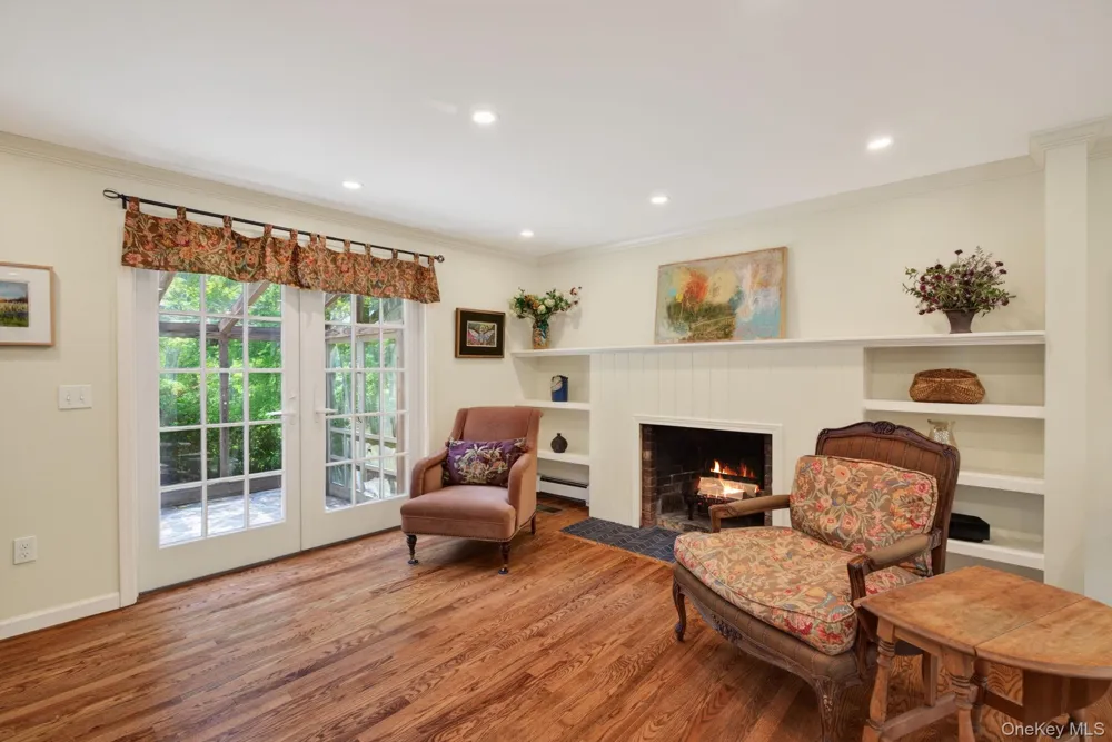 285 Morgan Hill Road Hurley, NY 12443
