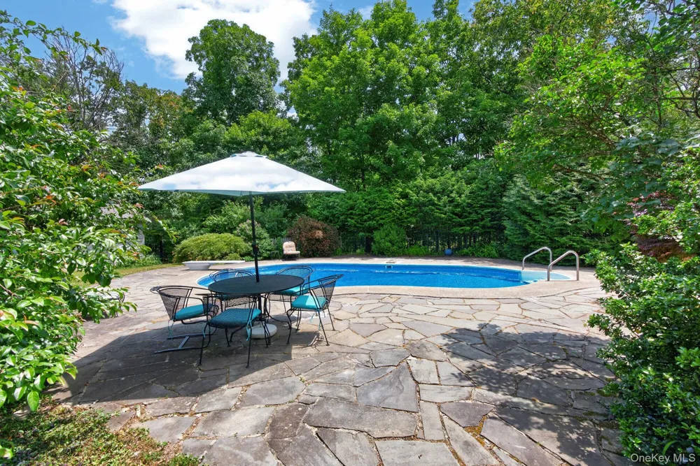 285 Morgan Hill Road Hurley, NY 12443