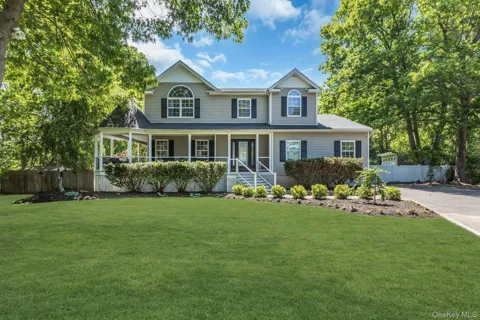 52 Elmhurst Avenue