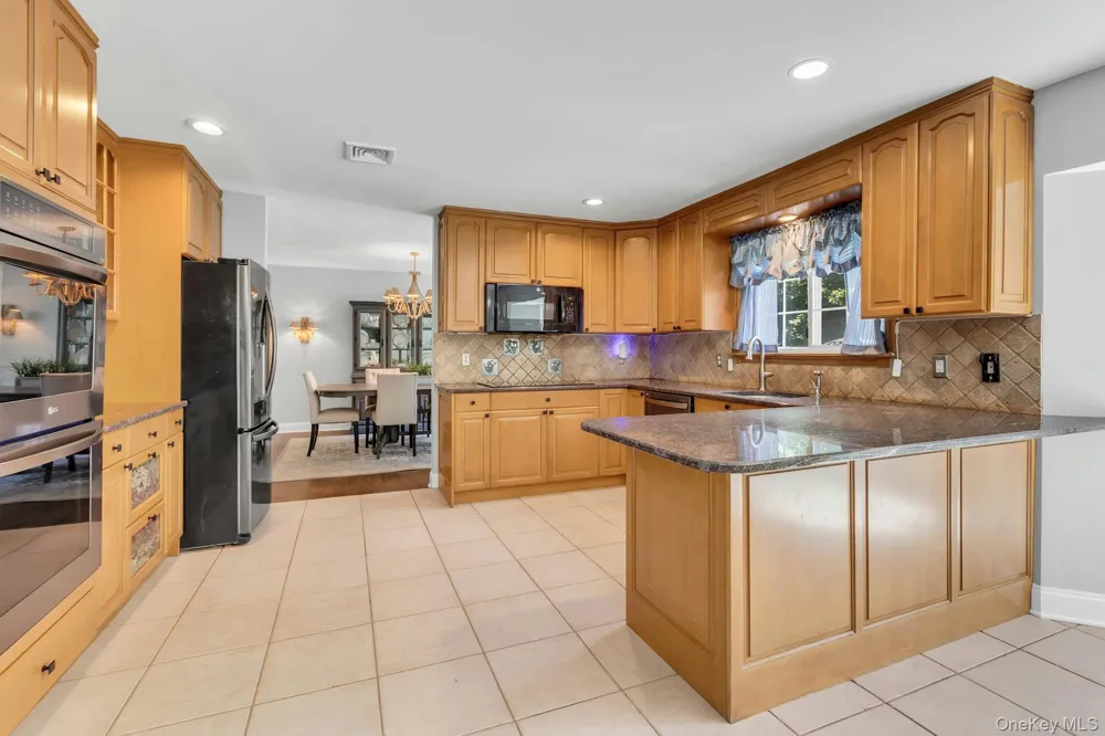 52 Elmhurst Avenue Medford, NY 11763