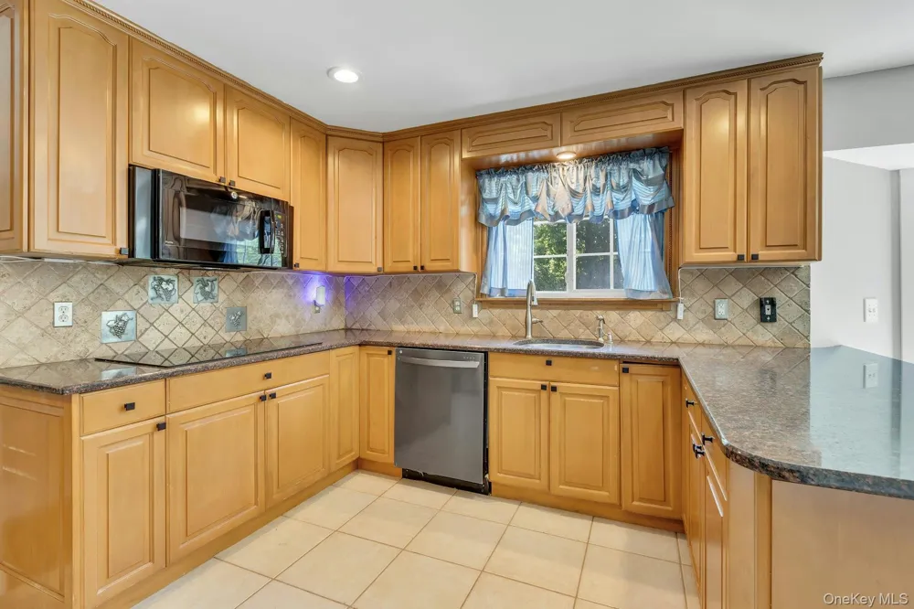 52 Elmhurst Avenue Medford, NY 11763