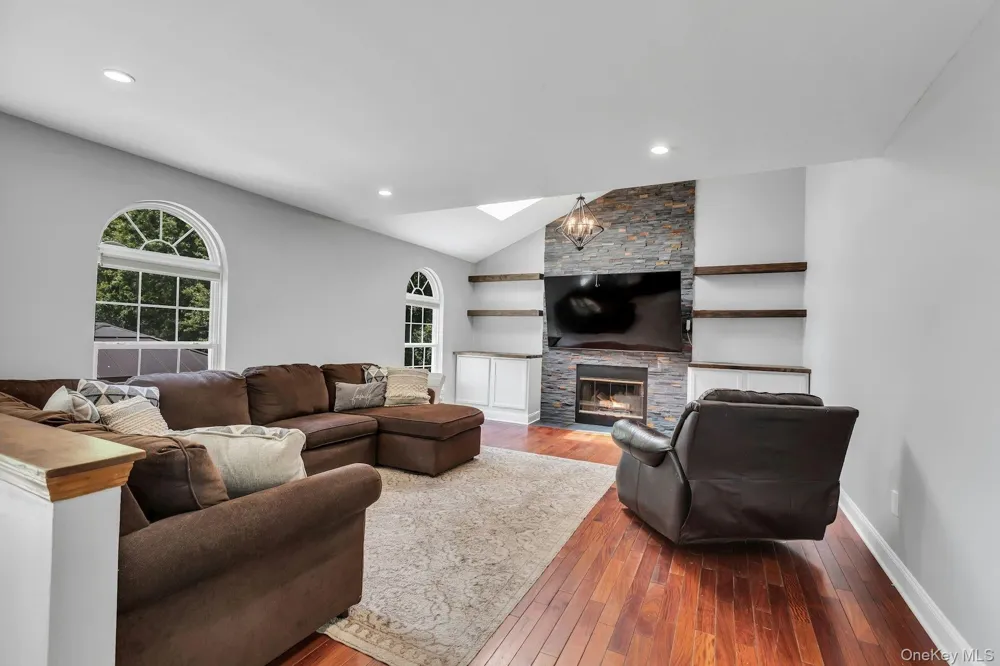 52 Elmhurst Avenue Medford, NY 11763