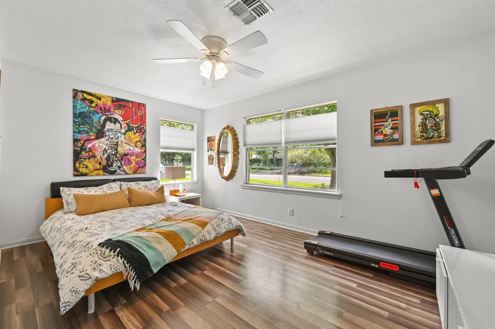 807 Campbell Street Lockhart, TX 78644