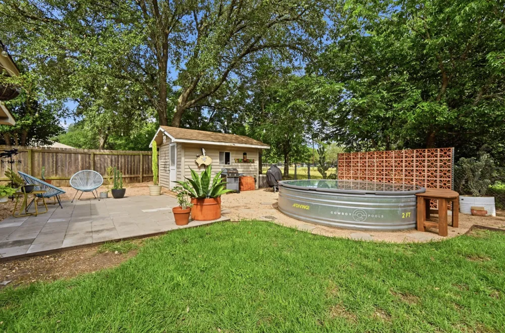 807 Campbell Street Lockhart, TX 78644