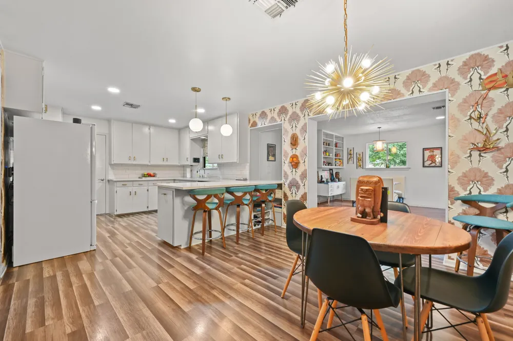 807 Campbell Street Lockhart, TX 78644