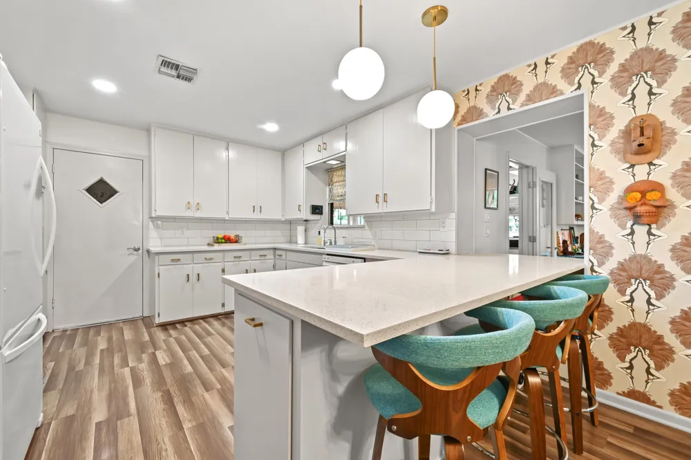 807 Campbell Street Lockhart, TX 78644