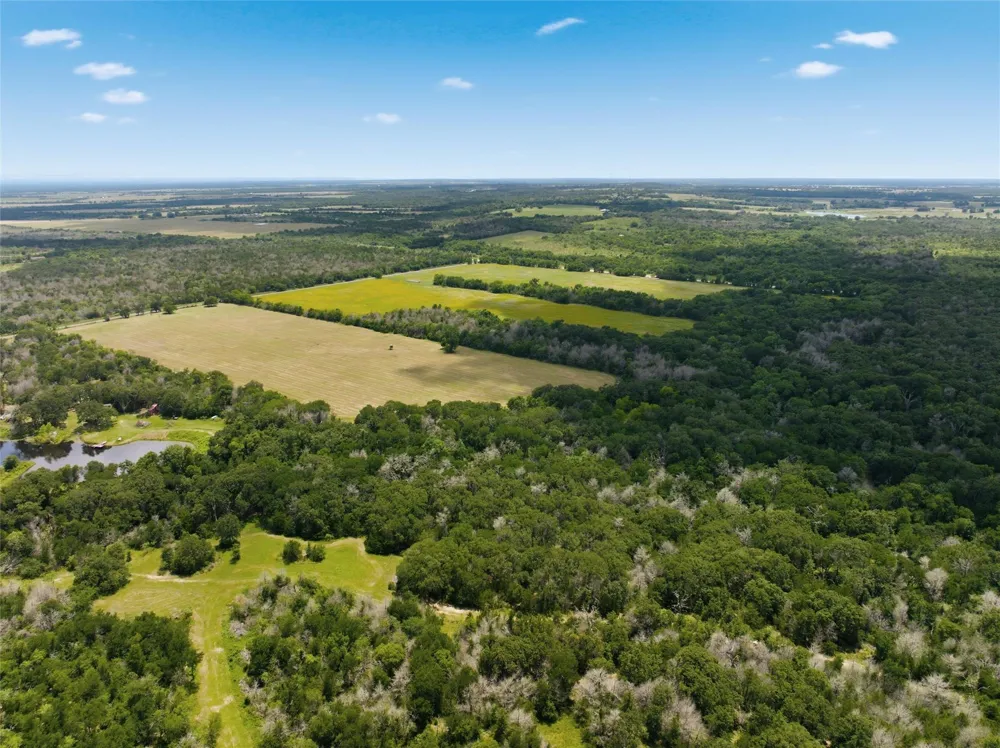 Lcr 382 Groesbeck, TX 76642