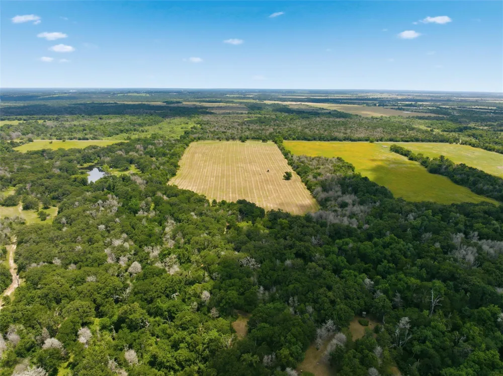 Lcr 382 Groesbeck, TX 76642