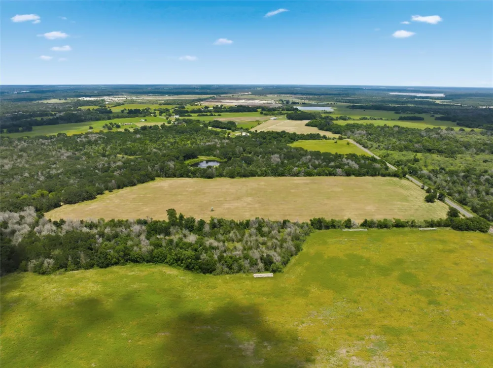 Lcr 382 Groesbeck, TX 76642