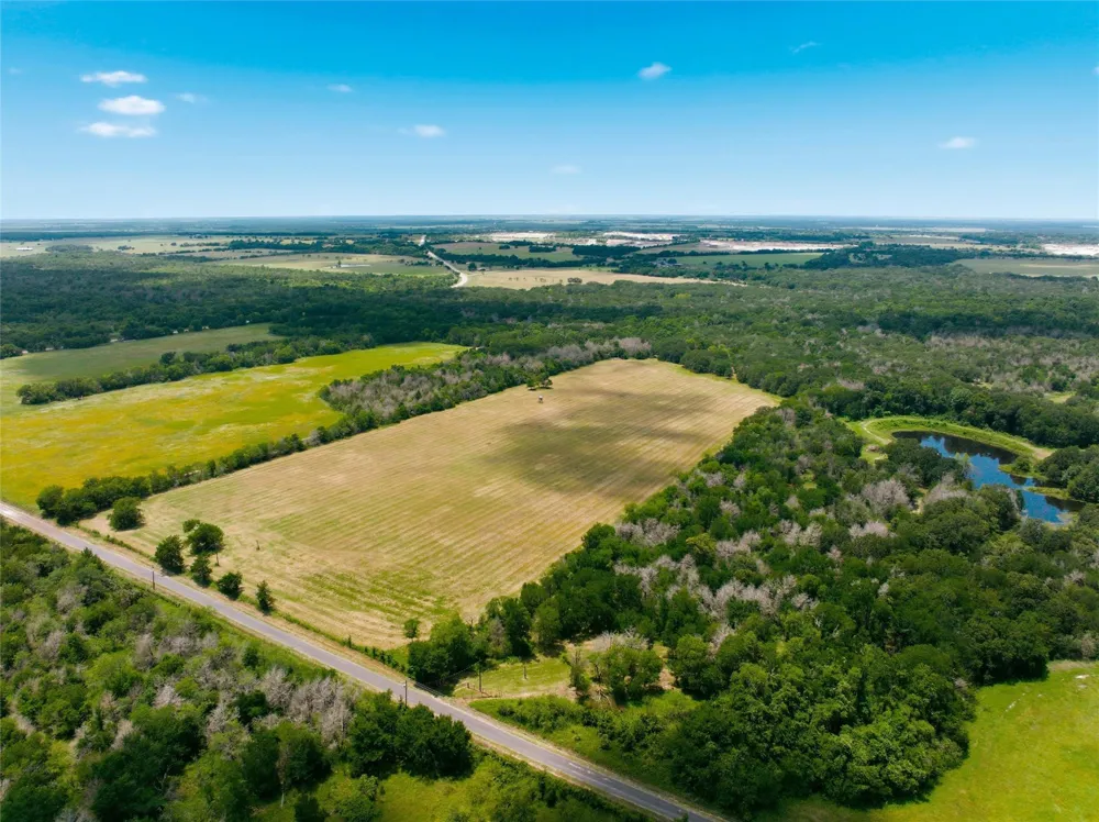 Lcr 382 Groesbeck, TX 76642
