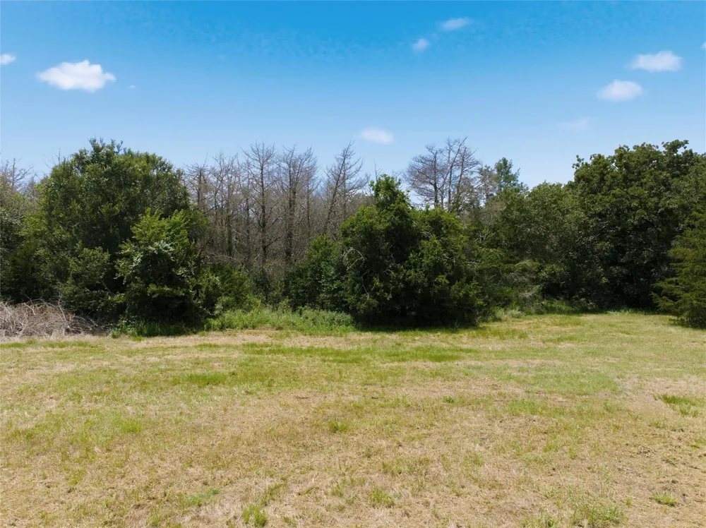 Lcr 382 Groesbeck, TX 76642
