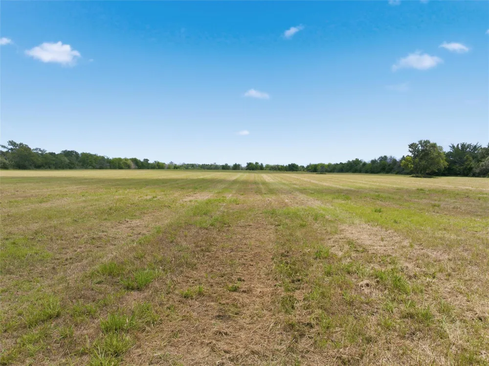 Lcr 382 Groesbeck, TX 76642