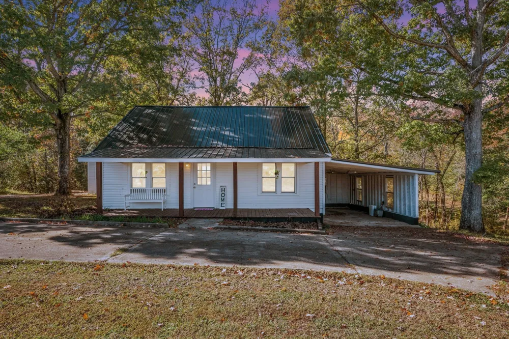 1865 Clydeton Rd Waverly, TN 37185