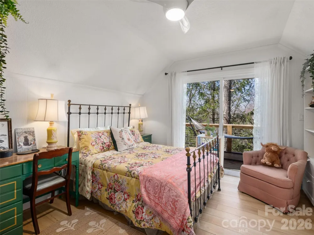 31 Elseetos Drive Brevard, NC 28712