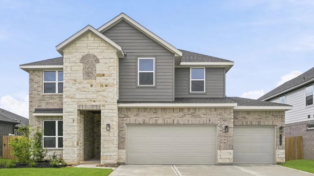 1112 Skyline Trails Avenue Conroe, TX 77303