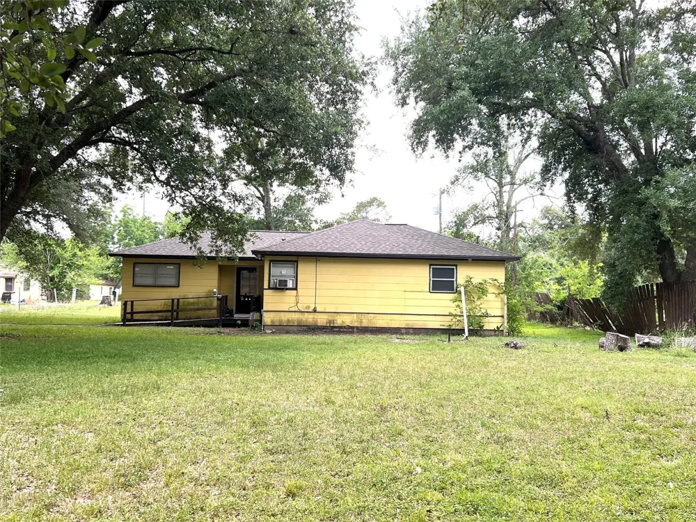 502 N Liberty Street El Campo, TX 77437
