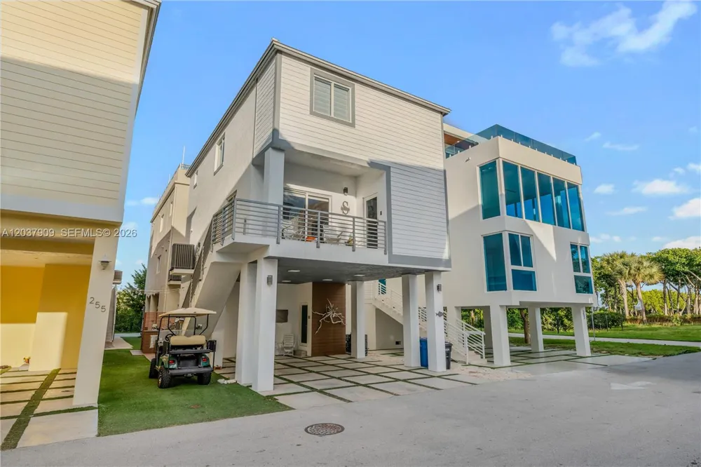 94825 Overseas #254 Key Largo, FL 33037