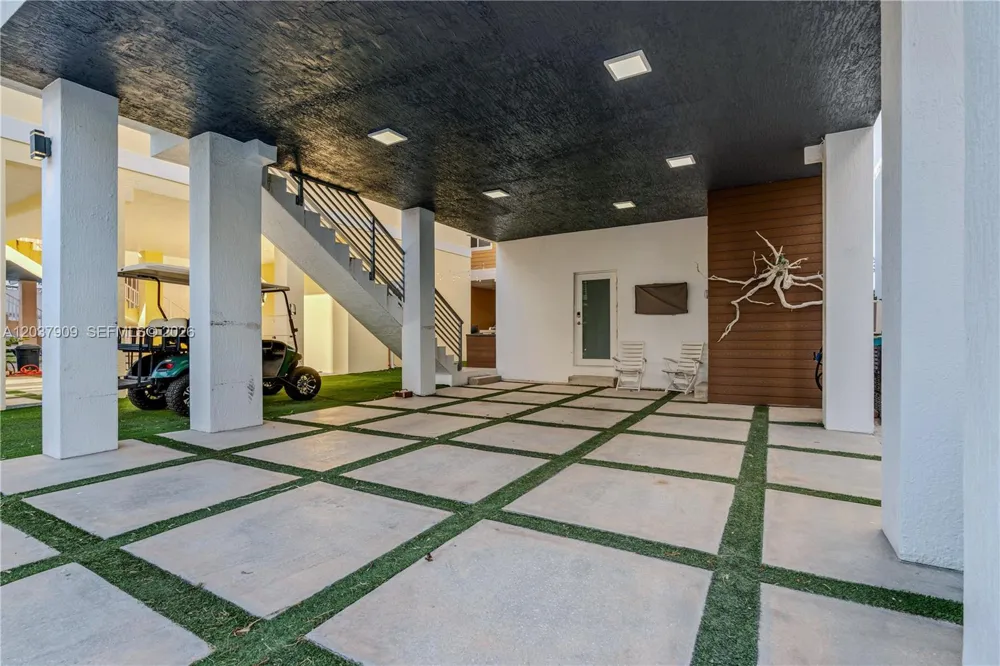 94825 Overseas #254 Key Largo, FL 33037