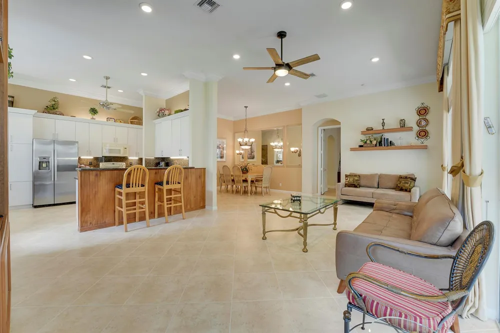 6554 Pavone Street Lake Worth, FL 33467