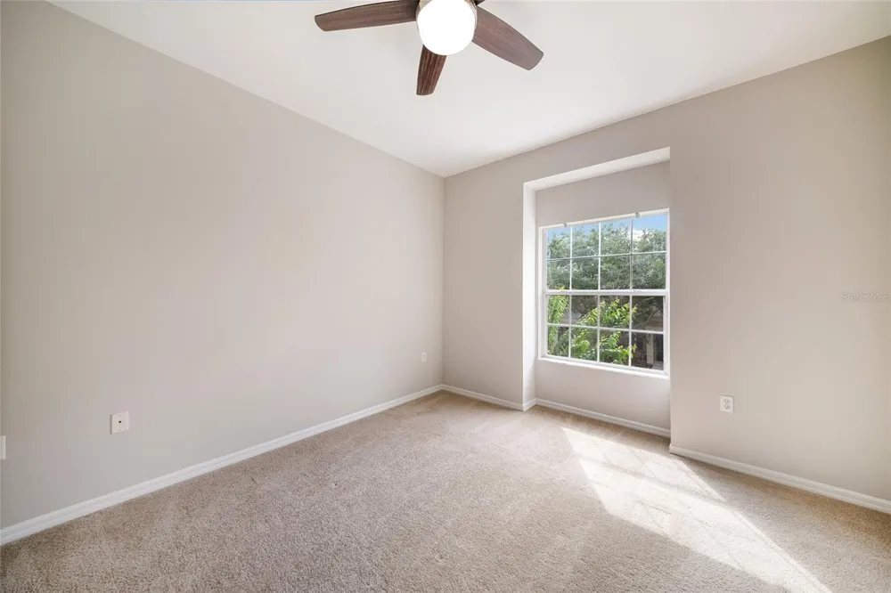 7633 PLANTATION CIRCLE #7633 University Park, FL 34201
