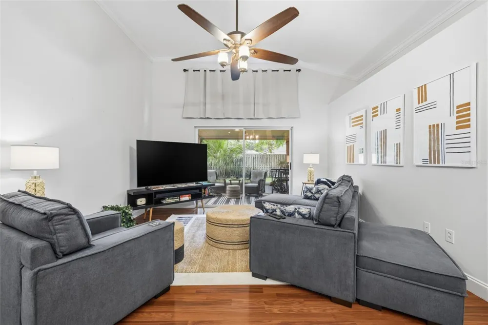 12329 GLENFIELD AVENUE Tampa, FL 33626